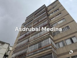 Apartment in El Marqués, Caracas – 1