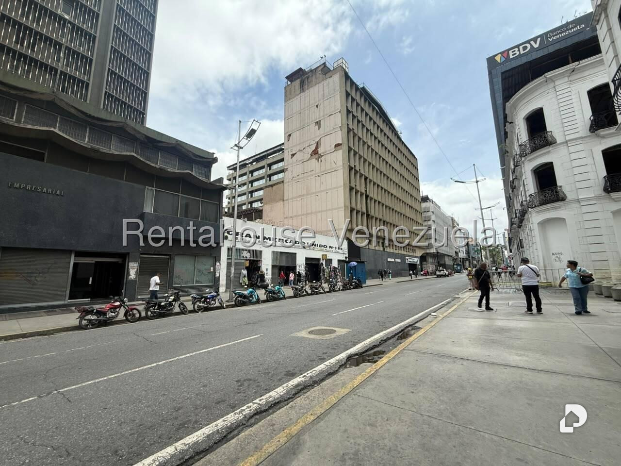 Local comercial en Centro, Caracas – 27