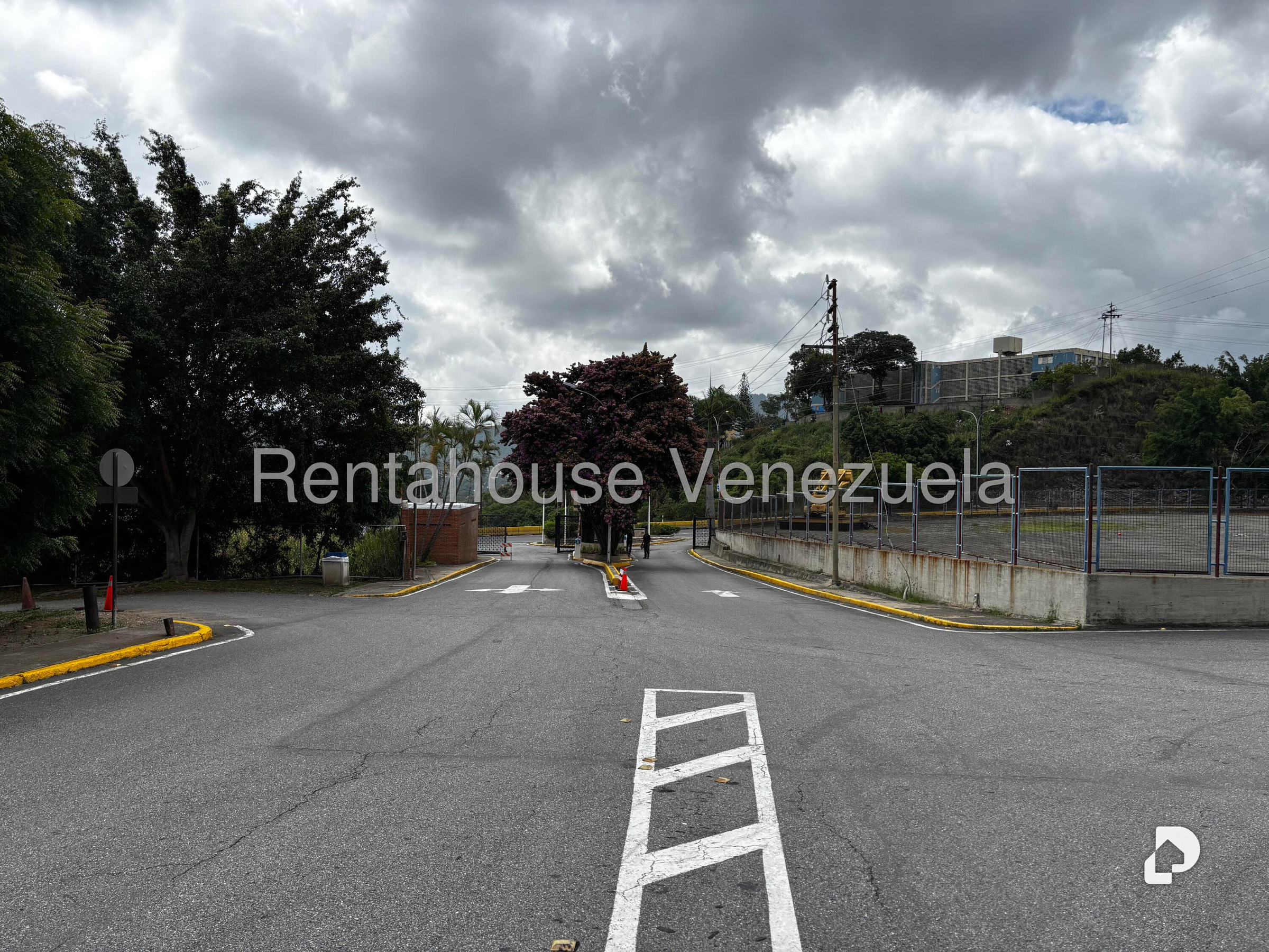 Galpón en El Valle, Caracas – 23