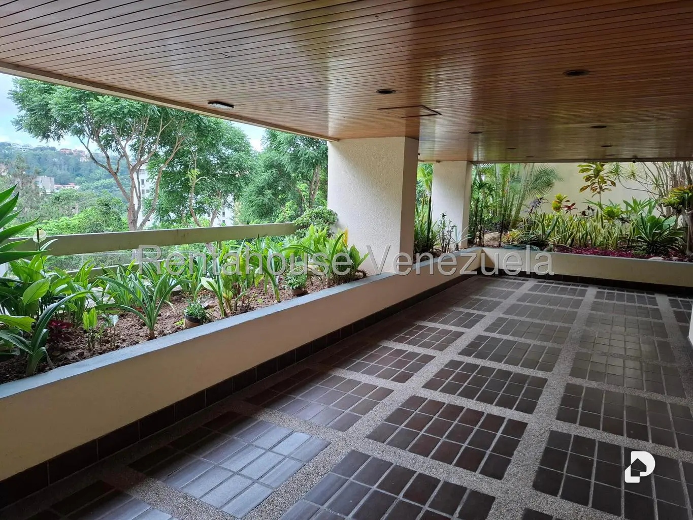 Apartamento en Manzanares, Caracas – 2