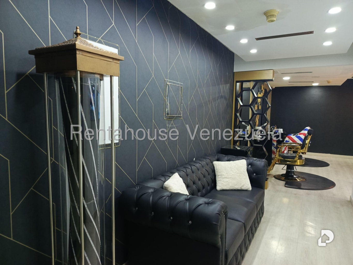 Local comercial en Las Mercedes, Caracas – 2