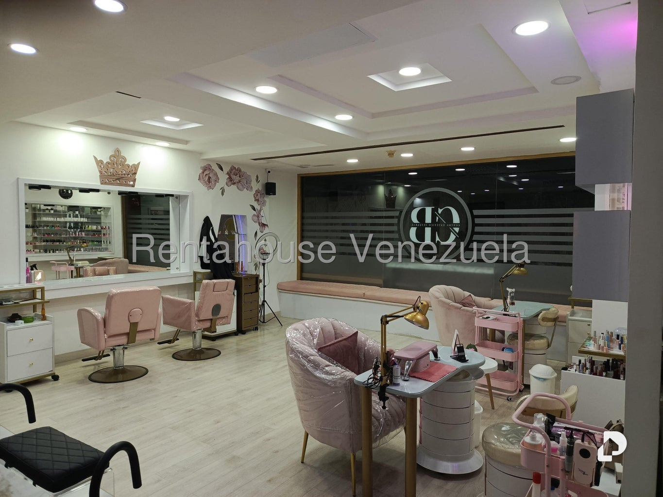 Local comercial en Las Mercedes, Caracas – 16