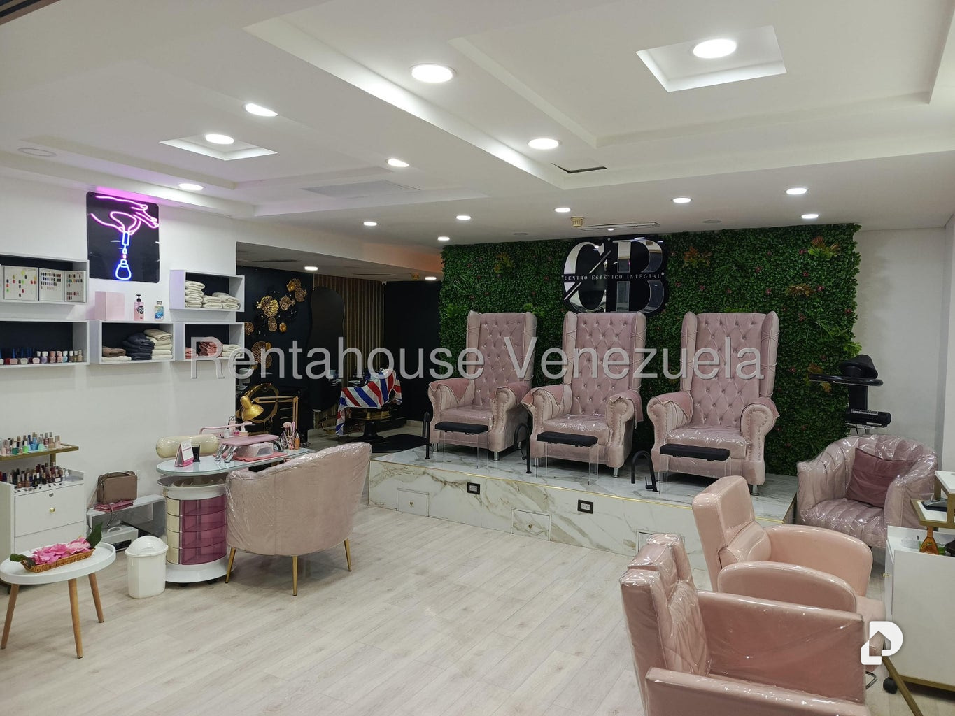 Local comercial en Las Mercedes, Caracas – 12