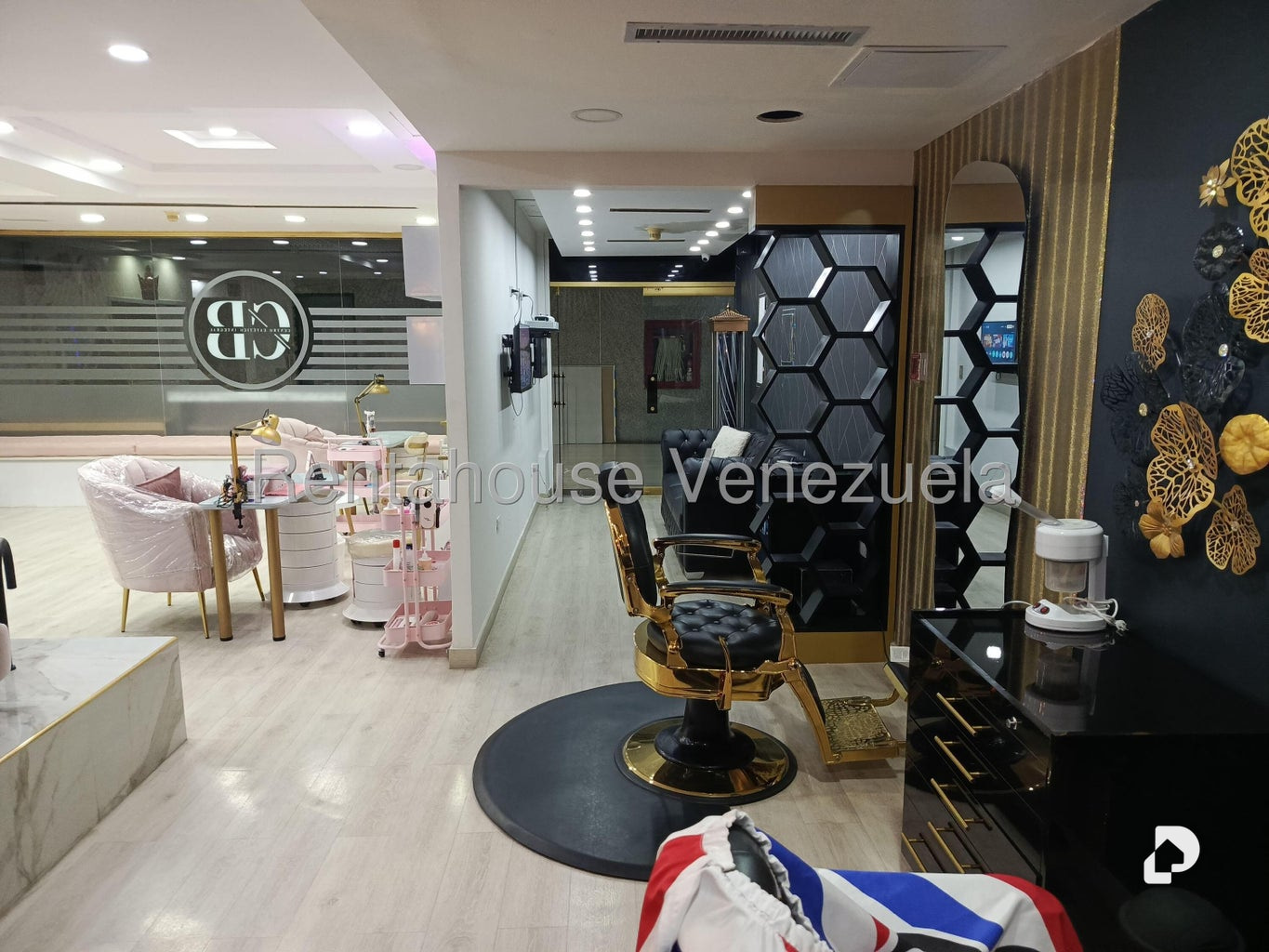 Local comercial en Las Mercedes, Caracas – 3
