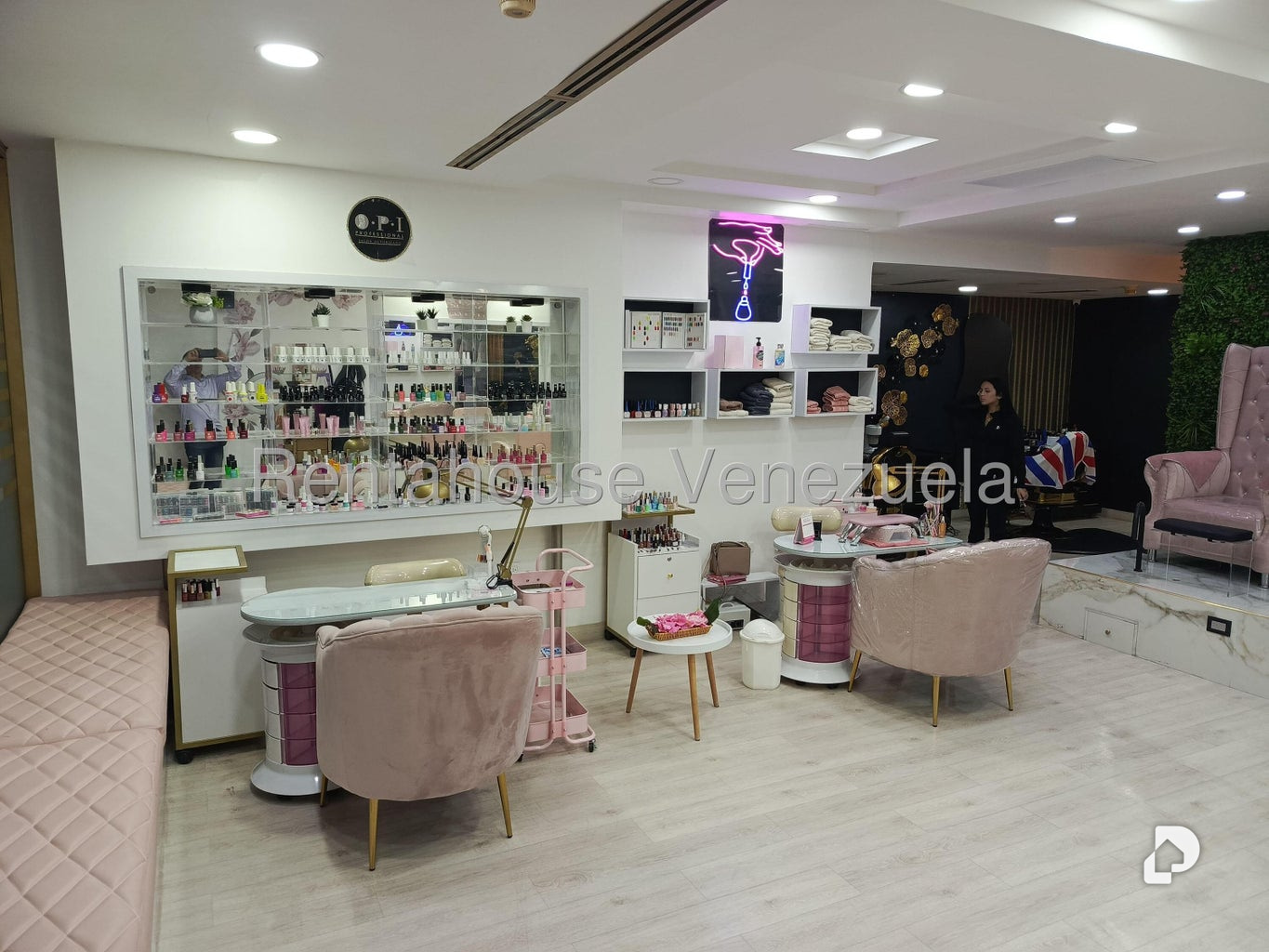 Local comercial en Las Mercedes, Caracas – 6