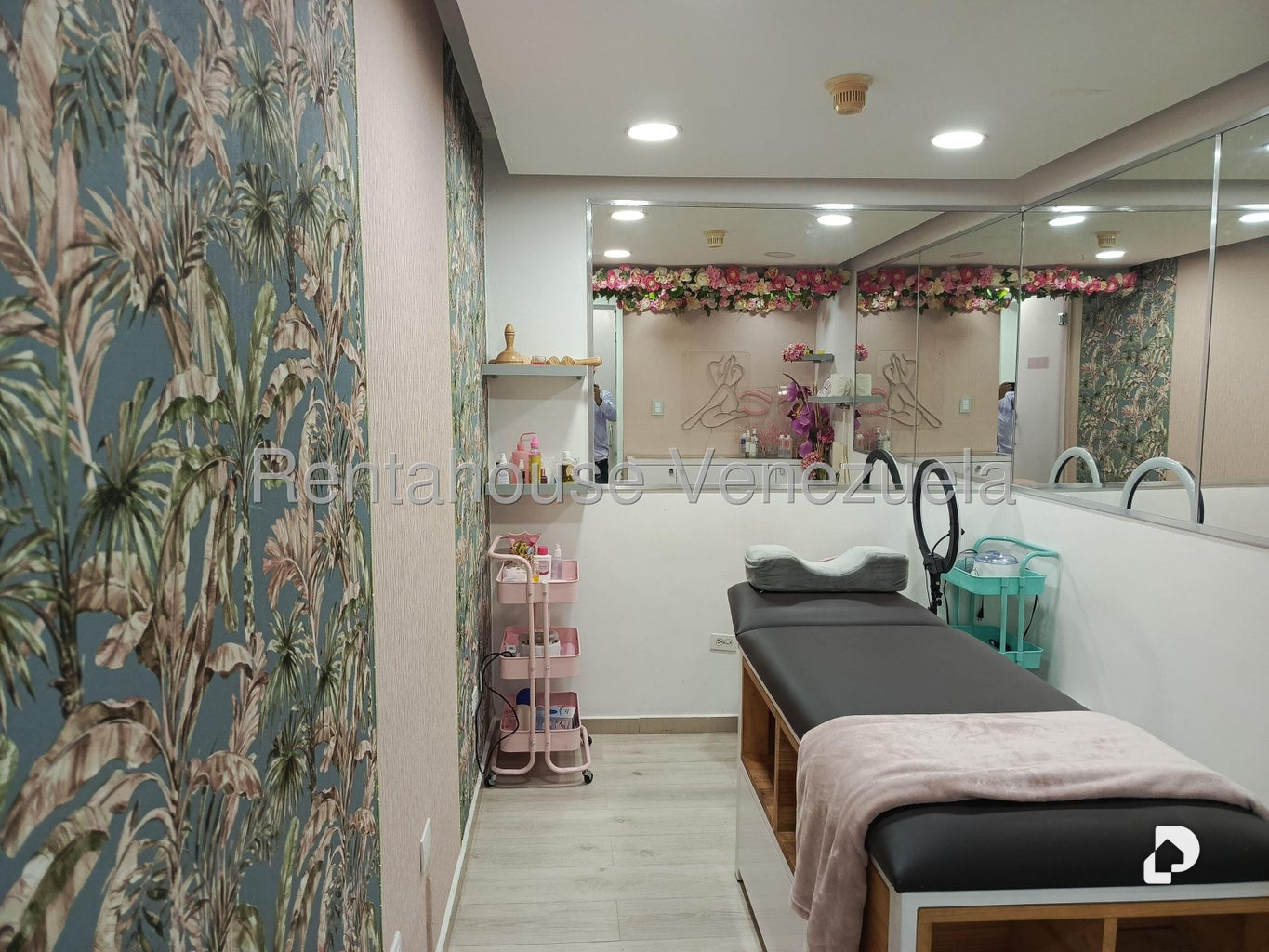 Local comercial en Las Mercedes, Caracas – 25