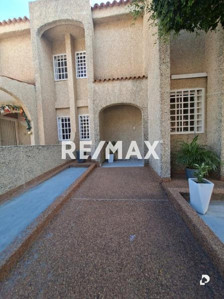 Townhouse en Rosario de Perijá – 2