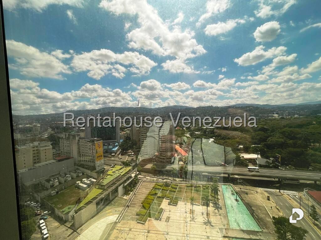 Oficina en Los Dos Caminos, Caracas – 29