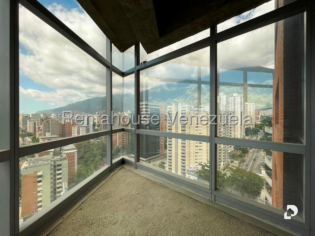 Oficina en Los Dos Caminos, Caracas – 9
