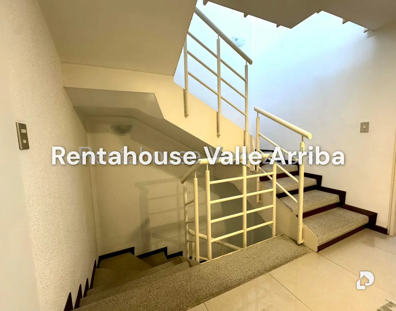 Casa en La Unión, Caracas – 12