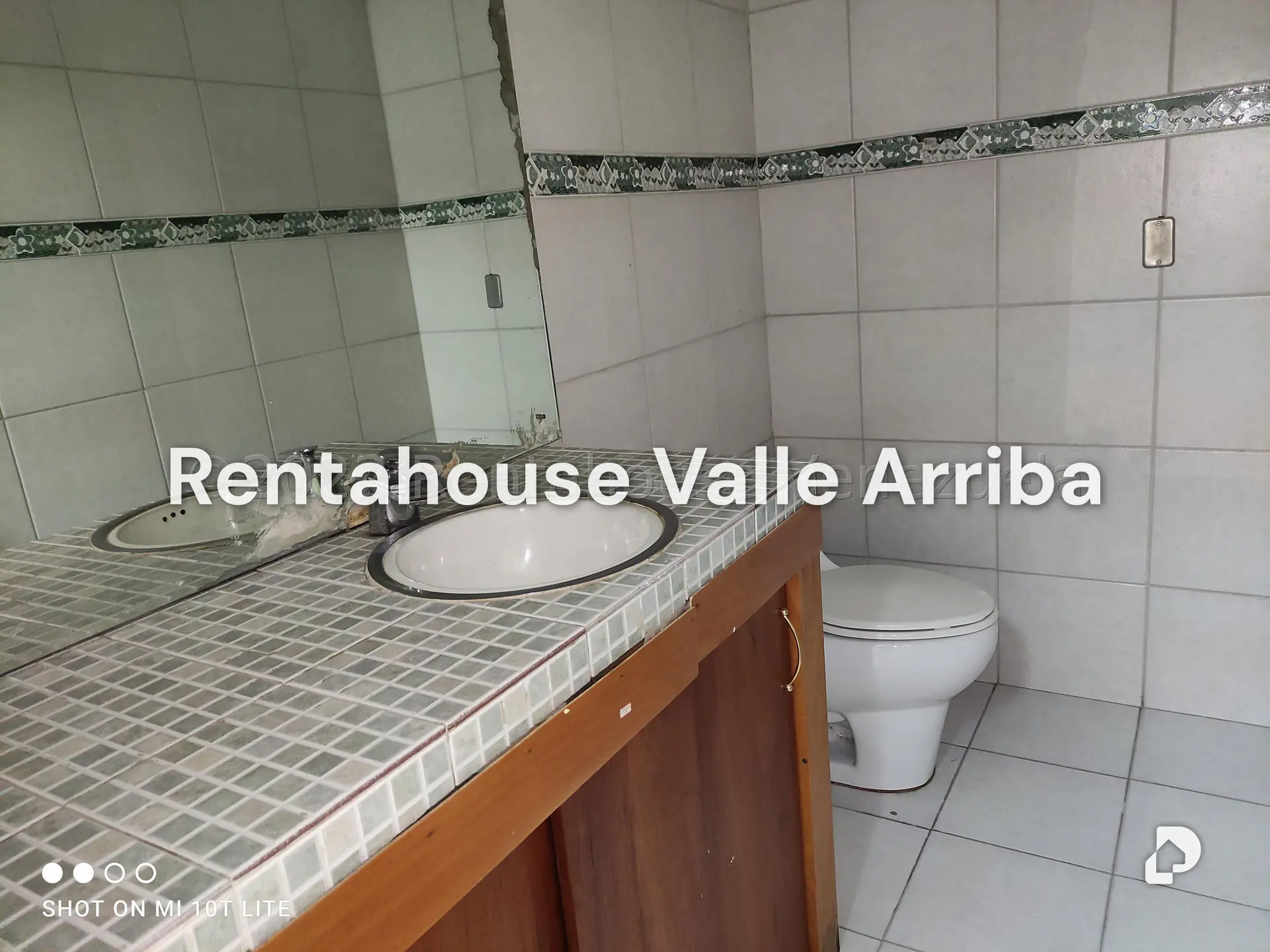 Local comercial en Sabana Grande, Caracas – 24