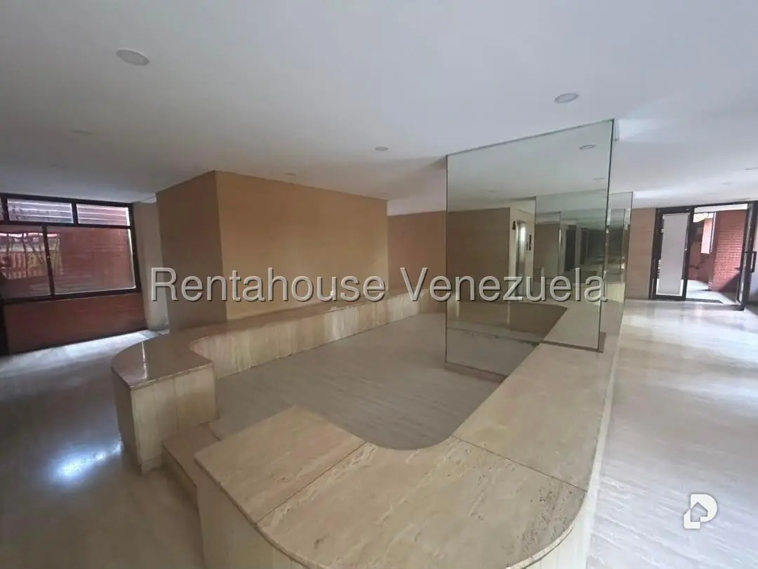 Apartamento en Los Dos Caminos, Caracas