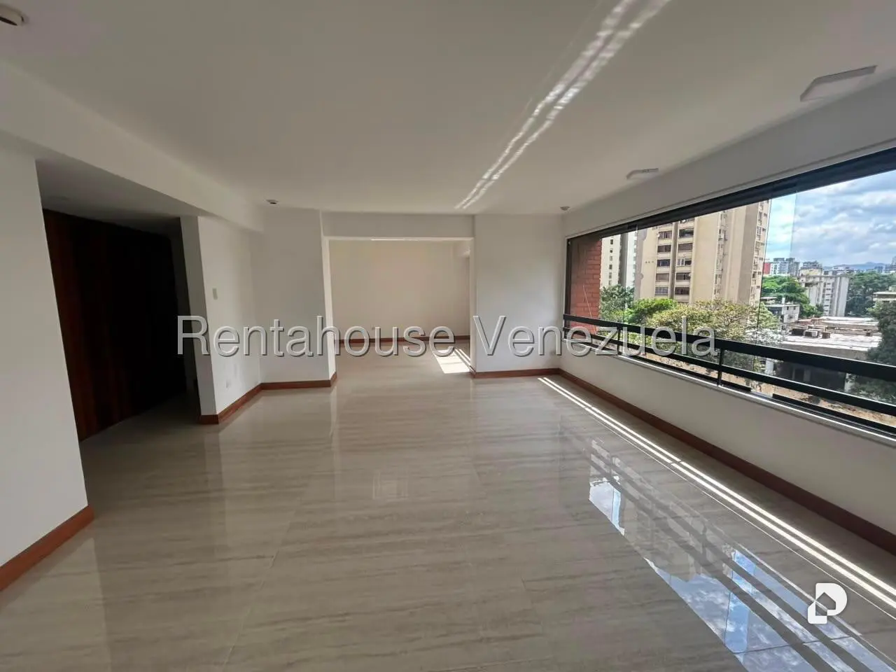 Apartamento en Los Dos Caminos, Caracas