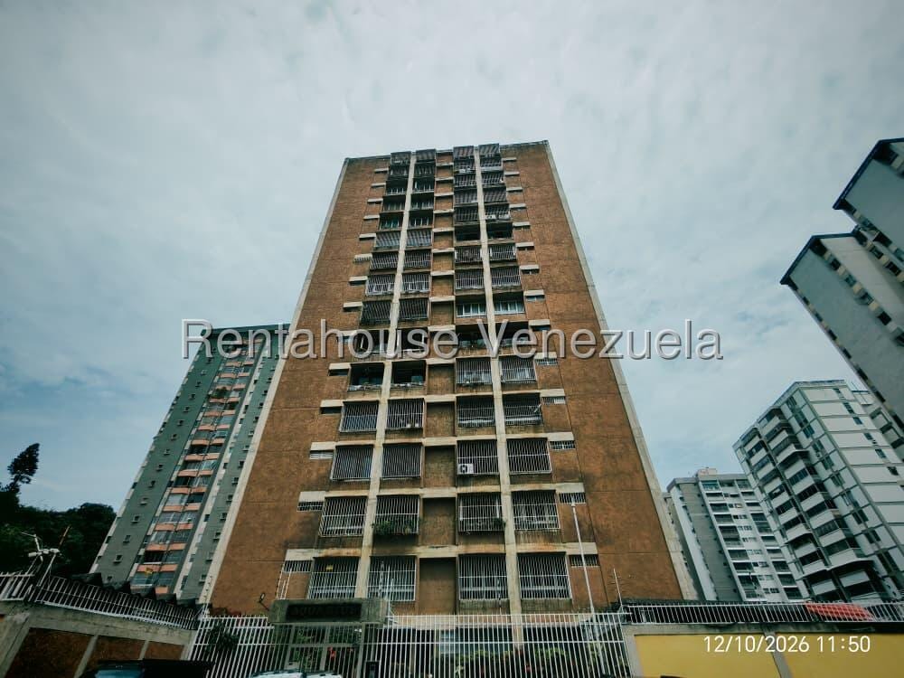 Apartment in El Marqués, Caracas - 1