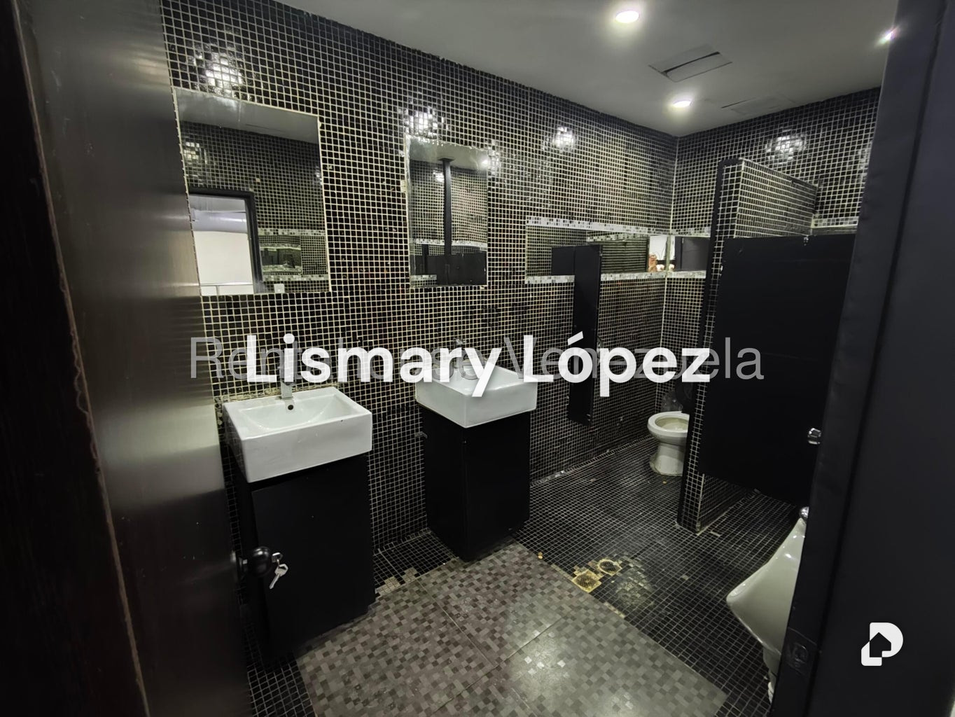 Local comercial en Macaracuay, Caracas – 12