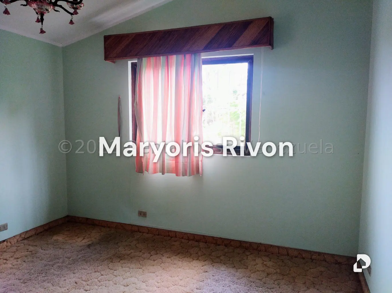 Casa en Oripoto, Caracas – 17