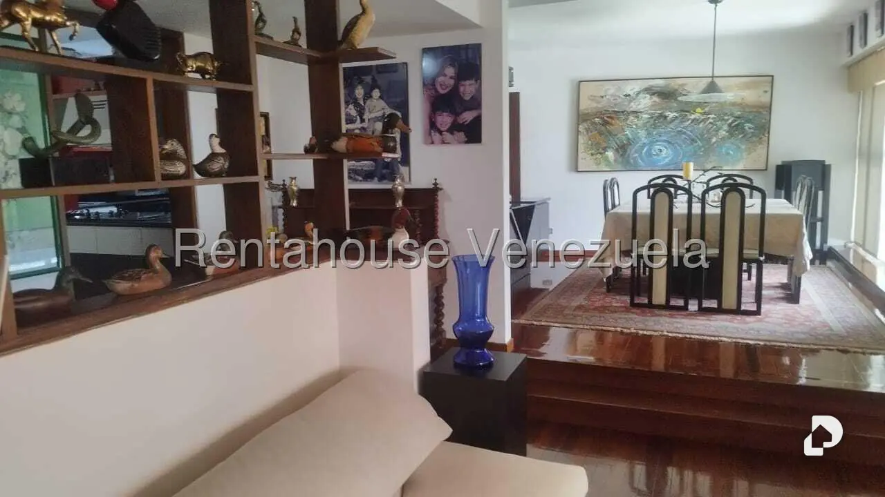 Apartamento en Lomas de Las Mercedes, Caracas – 11