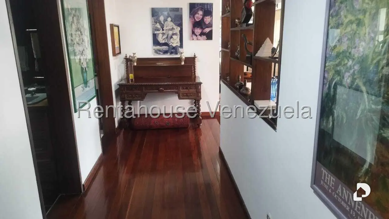 Apartamento en Lomas de Las Mercedes, Caracas – 12