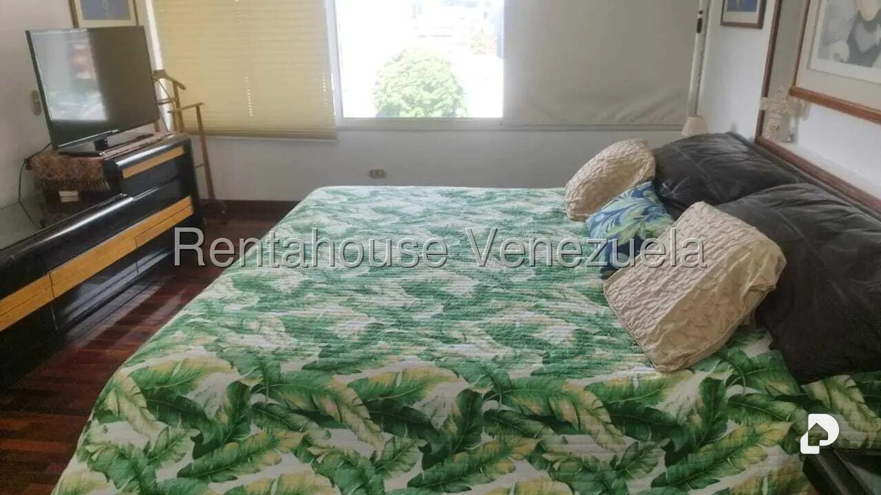 Apartamento en Lomas de Las Mercedes, Caracas – 29