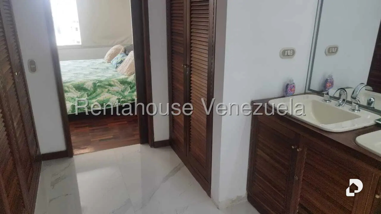 Apartamento en Lomas de Las Mercedes, Caracas – 35