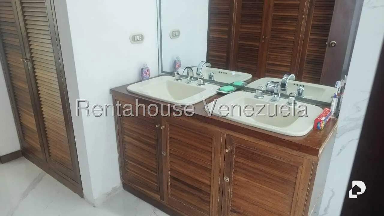 Apartamento en Lomas de Las Mercedes, Caracas – 34