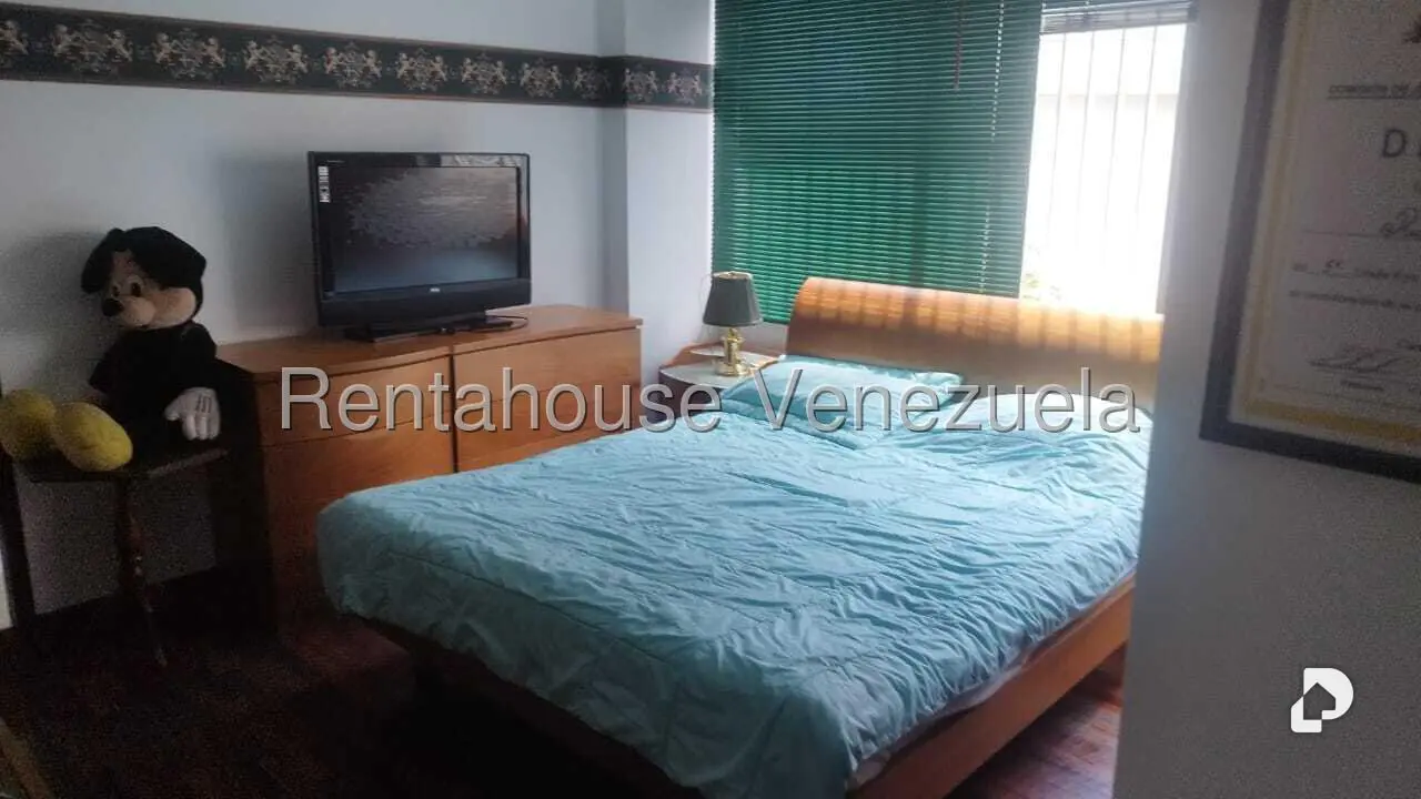 Apartamento en Lomas de Las Mercedes, Caracas – 25