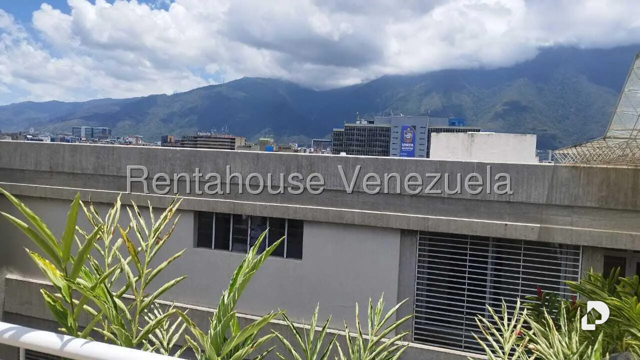 Apartamento en Lomas de Las Mercedes, Caracas – 2