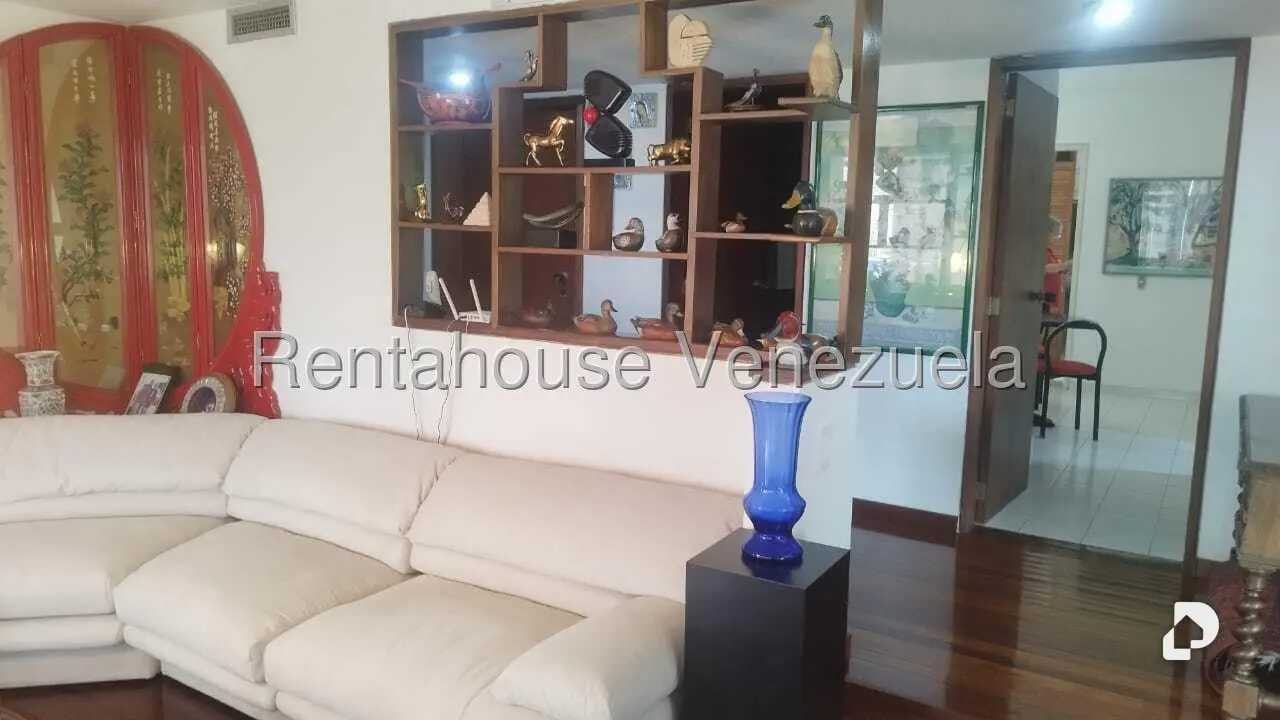 Apartamento en Lomas de Las Mercedes, Caracas – 18