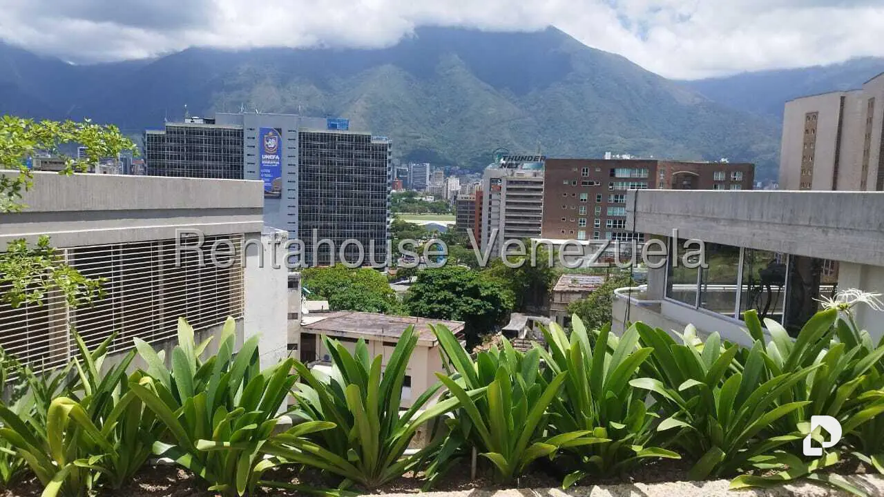Apartamento en Lomas de Las Mercedes, Caracas – 3