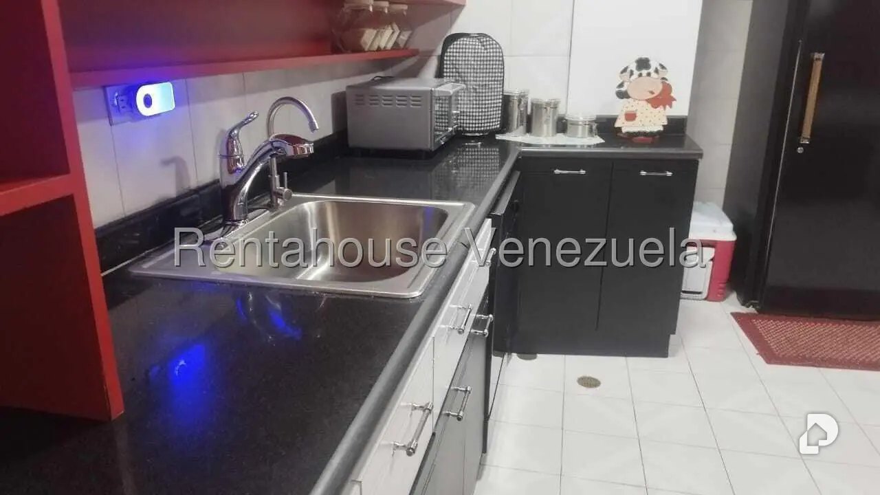 Apartamento en Lomas de Las Mercedes, Caracas – 23