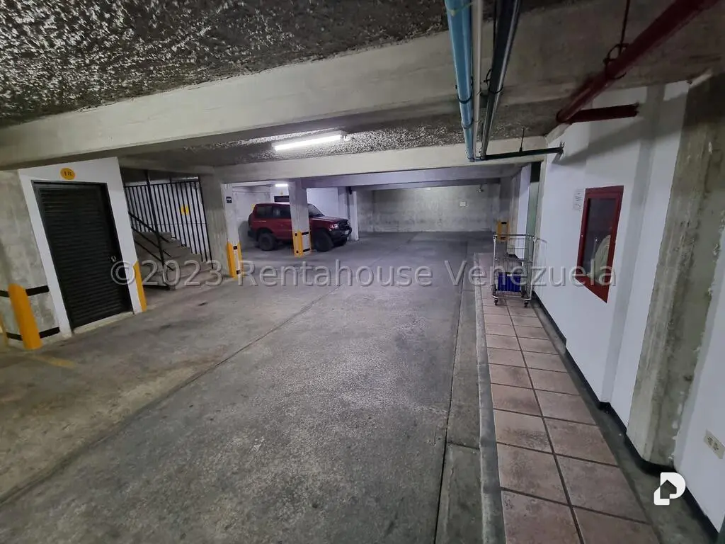Apartamento en Campo Alegre, Caracas – 30