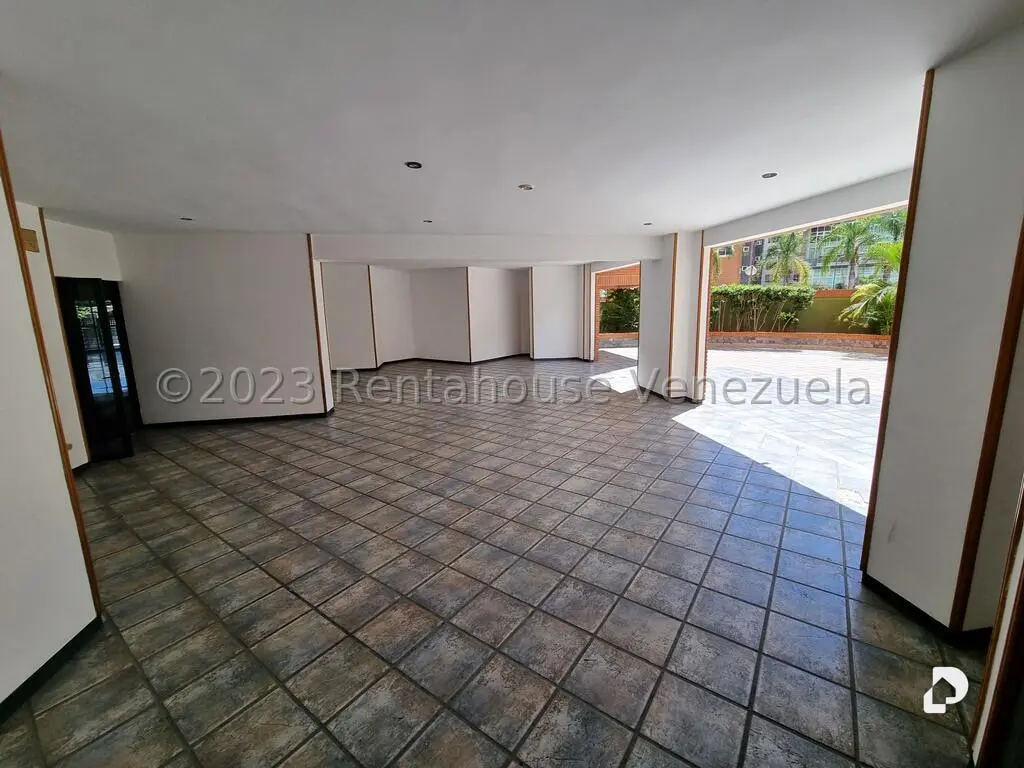 Apartamento en Campo Alegre, Caracas – 25
