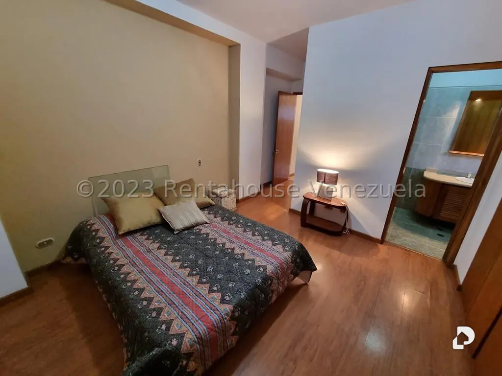 Apartamento en Campo Alegre, Caracas – 13