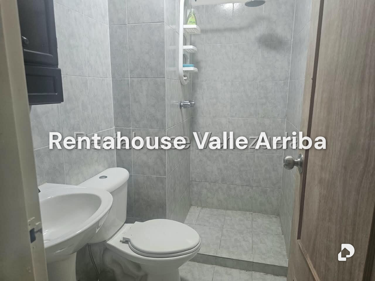 Apartamento en Colinas de La Tahona, Caracas