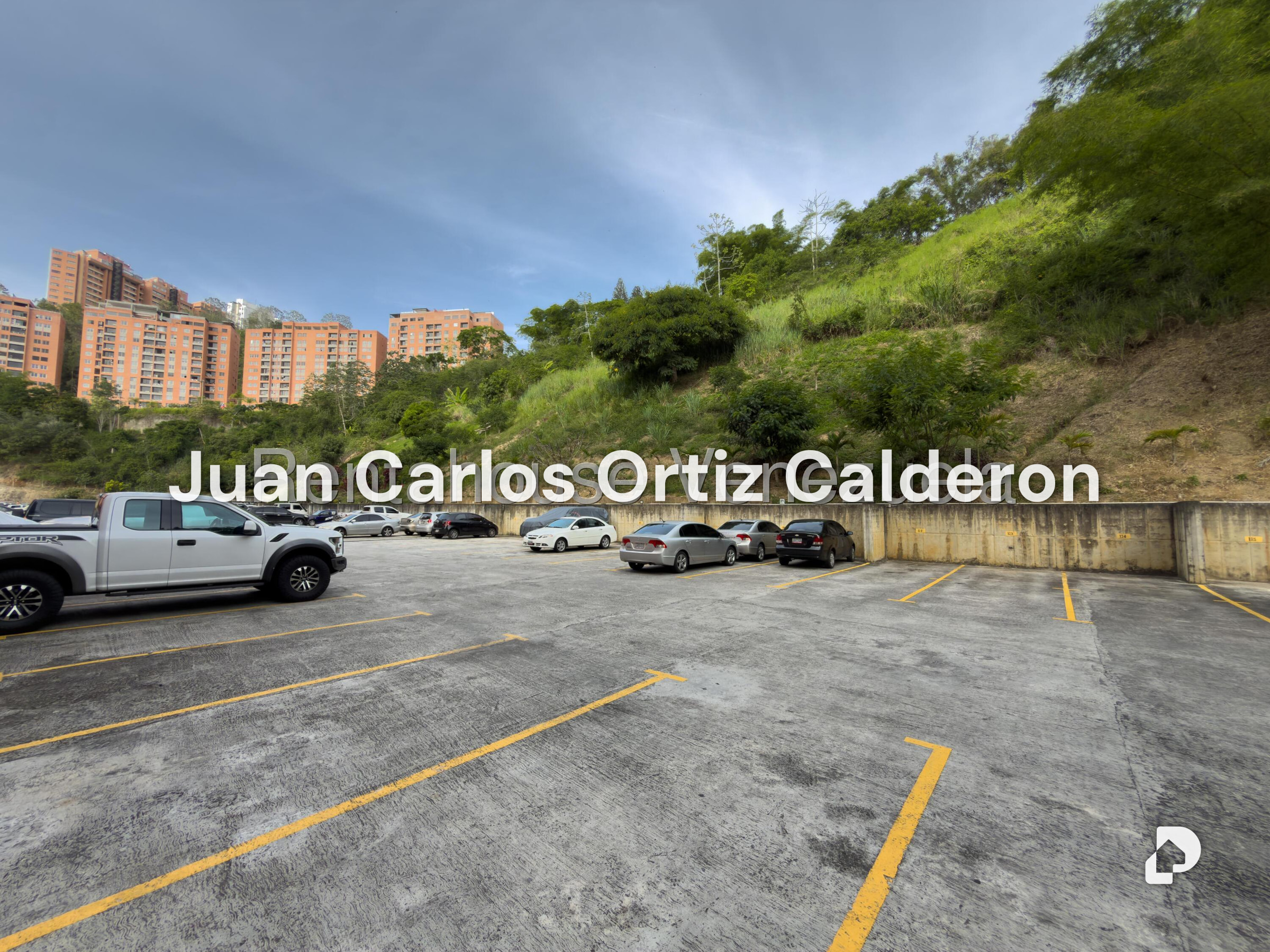 Apartamento en Colinas de La Tahona, Caracas – 24
