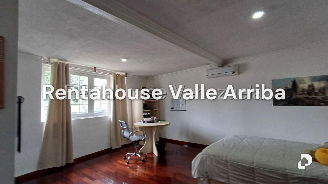 Casa en Prados del Este, Caracas – 21
