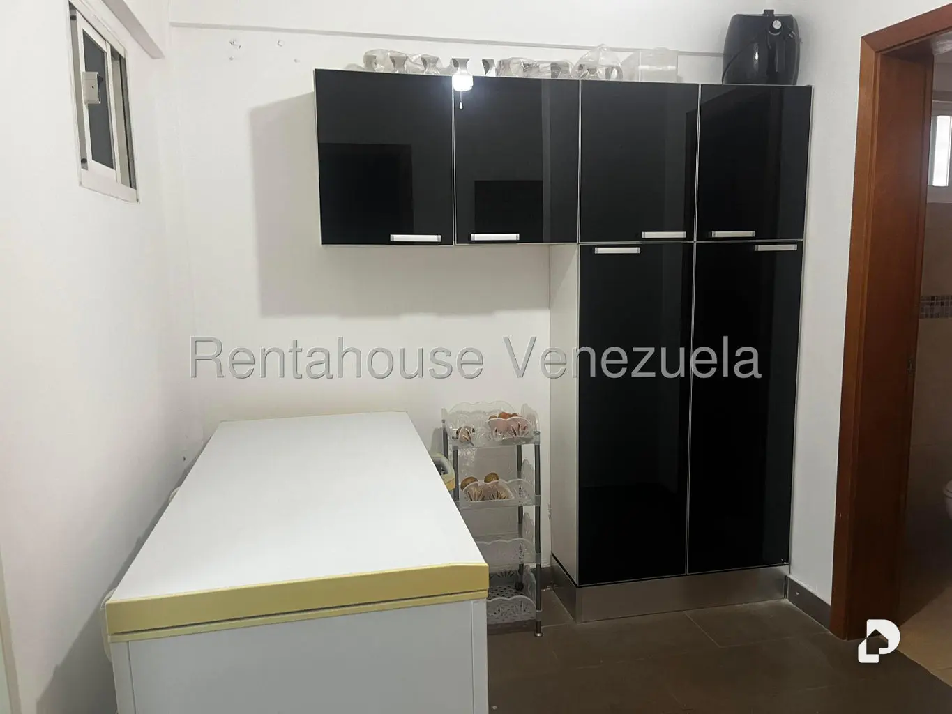 Casa en Oripoto, Caracas – 23