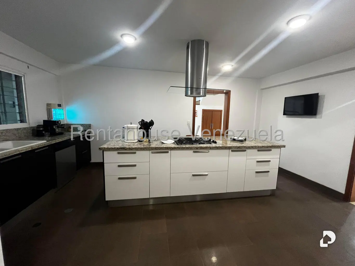 Casa en Oripoto, Caracas – 17