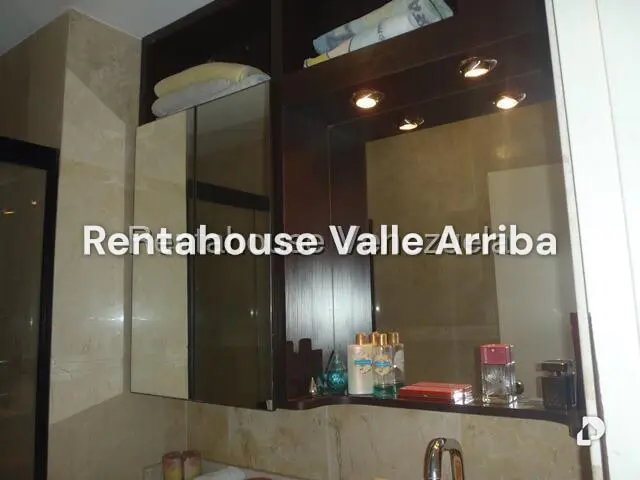 Apartment in Lomas de Prados del Este, Caracas – 16