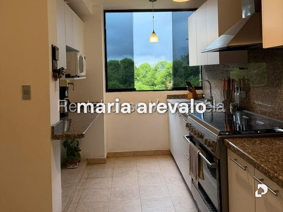 Apartamento en La Boyera, Caracas – 2