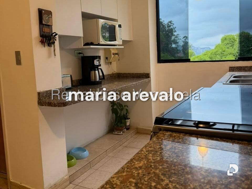 Apartamento en La Boyera, Caracas – 13