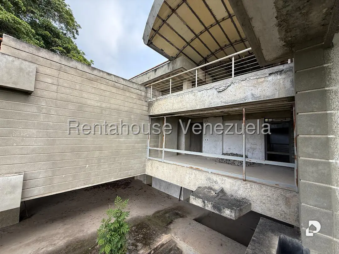 Casa en Alto Hatillo, Caracas – 18