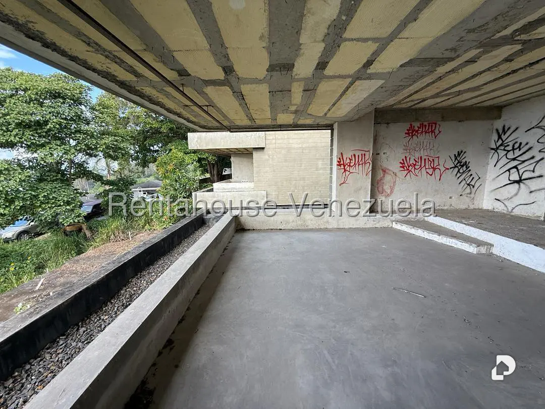 Casa en Alto Hatillo, Caracas – 24