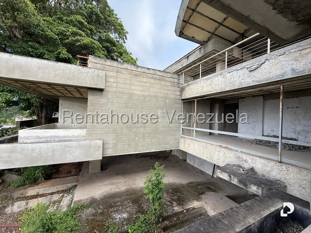 Casa en Alto Hatillo, Caracas – 16
