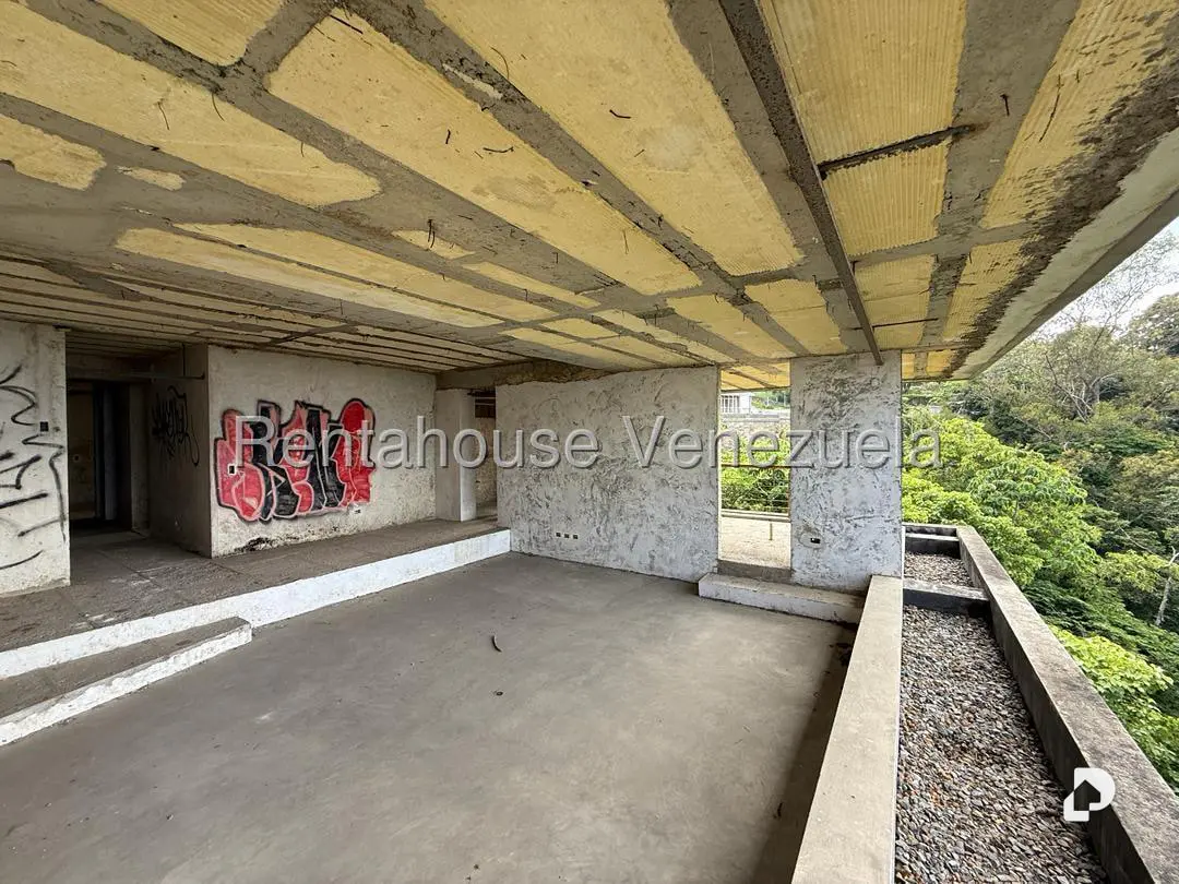 Casa en Alto Hatillo, Caracas – 25