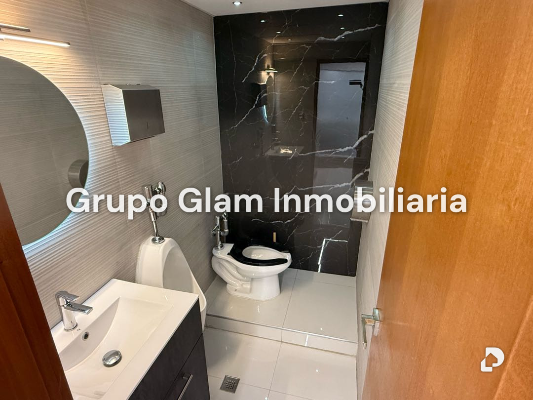 Office in Macaracuay, Caracas – 18