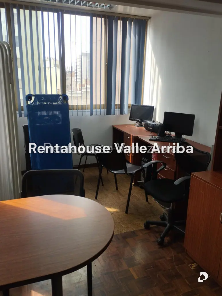 Oficina en Bello Monte, Caracas – 17