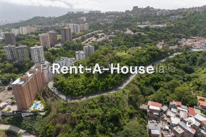 Terreno en Caracas – 6