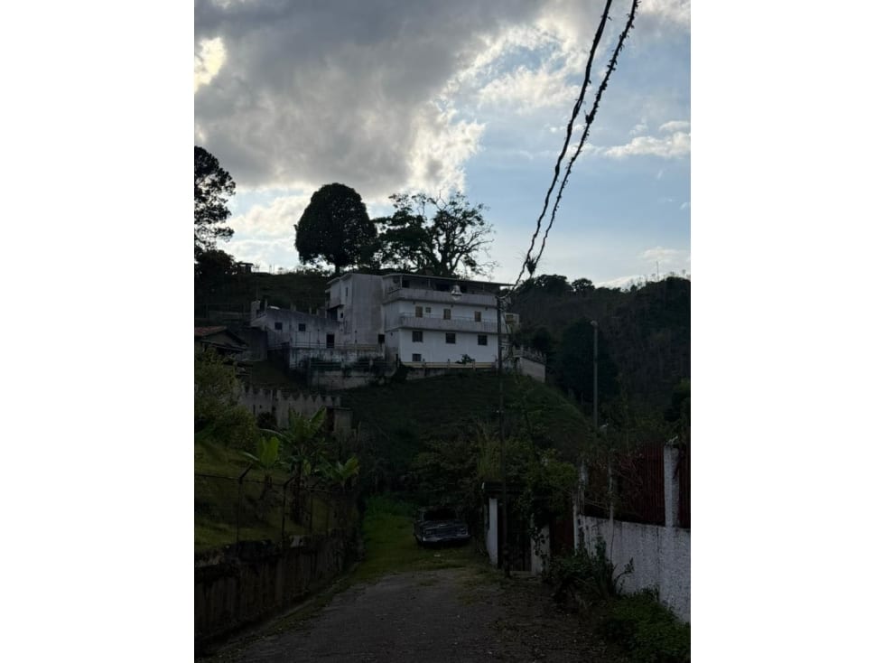 Casa en San Antonio de Los Altos, Altos Mirandinos - 1
