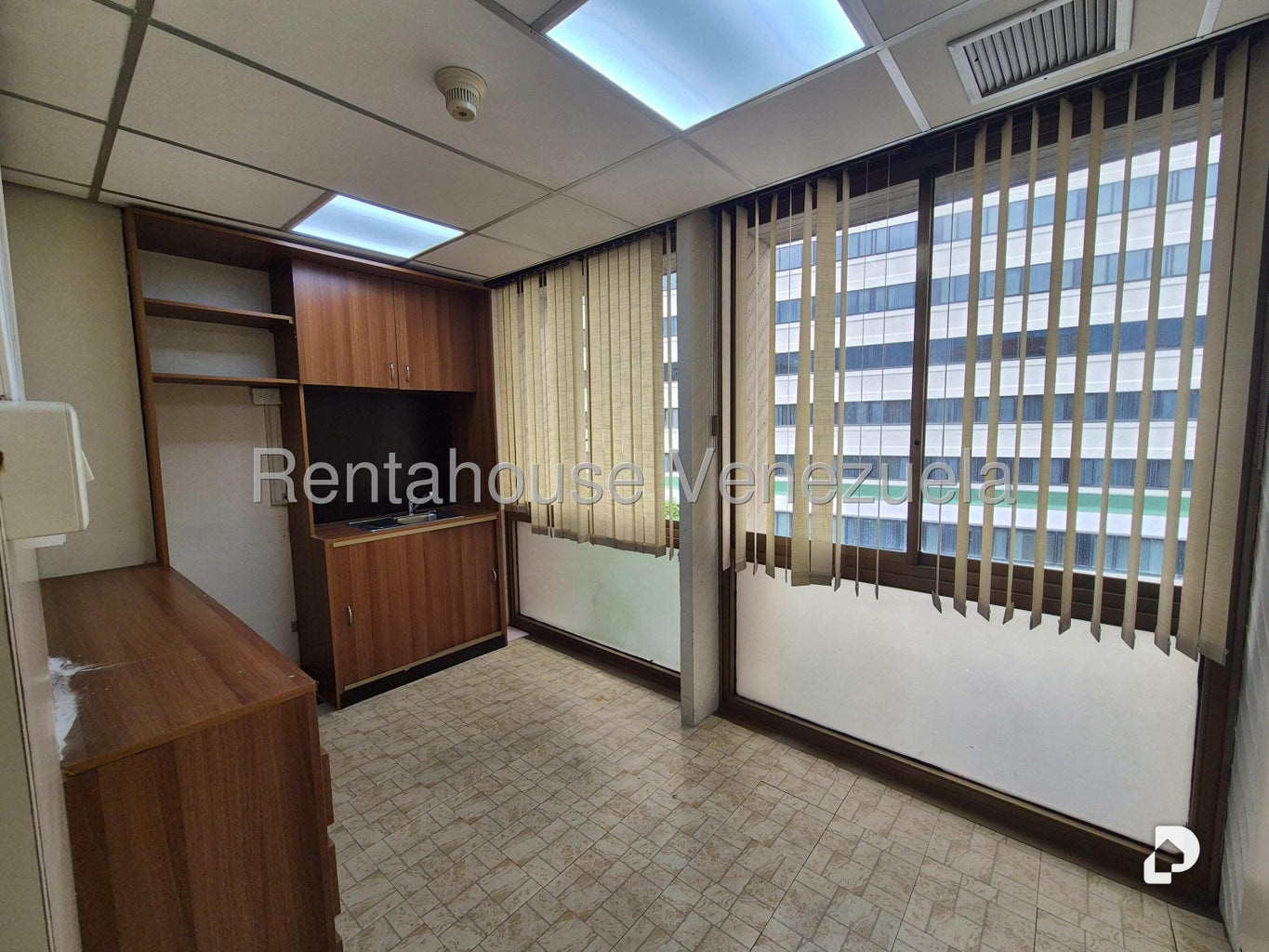 Office in Chuao, Caracas – 14